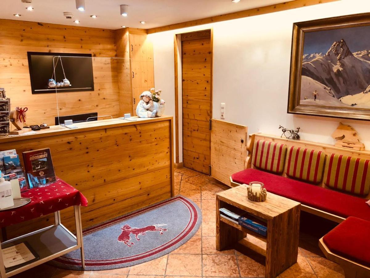 Ferienhaus Hotel Roesslwirt Kirchberg en Tyrol Extérieur photo